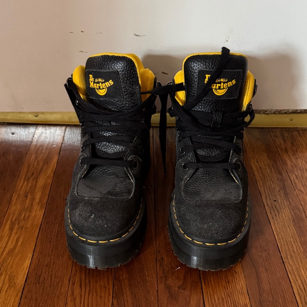Dr. Martens W US7 Black and Yellow Lace-Up Hiking/Work Boots